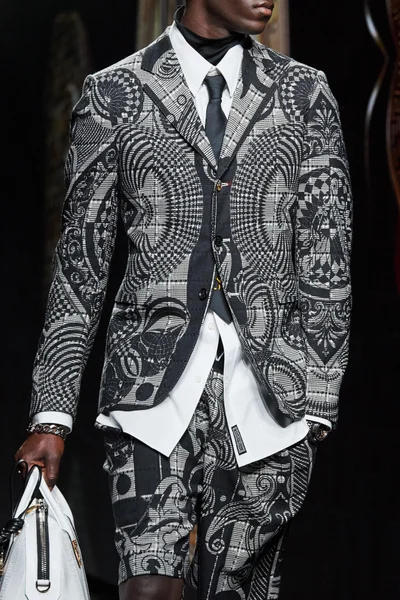 Look 229